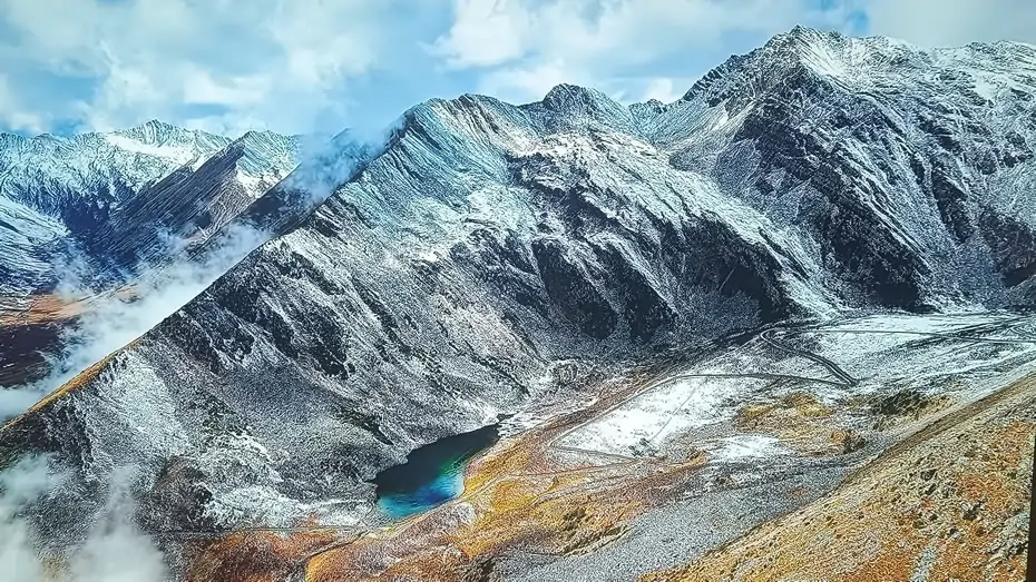 【王星汉】虚假之上